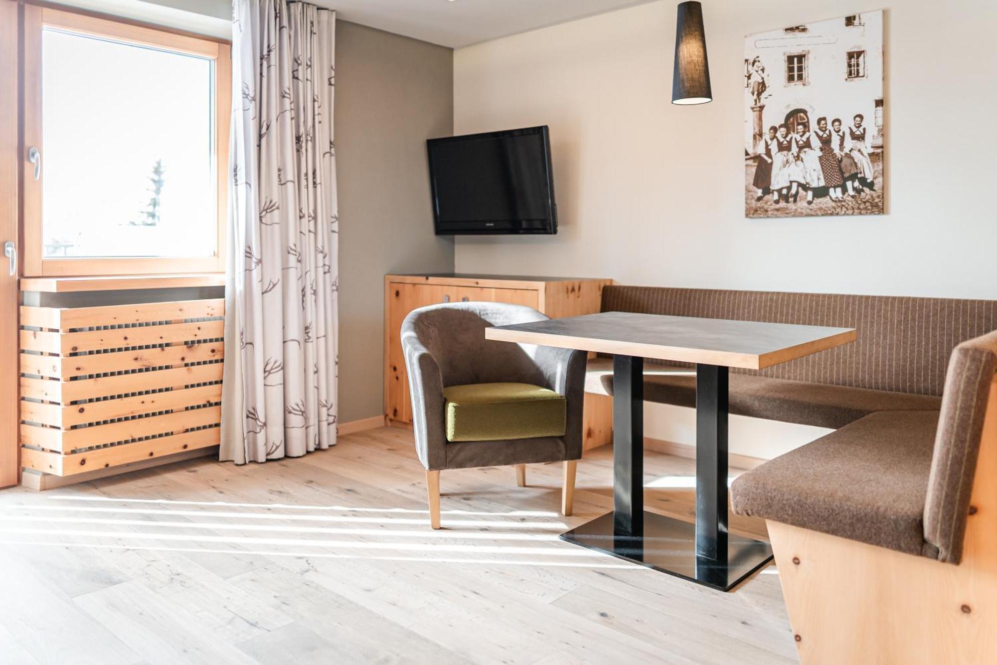 Maraias - Luxury Suites & Apartments Burgusio Εξωτερικό φωτογραφία